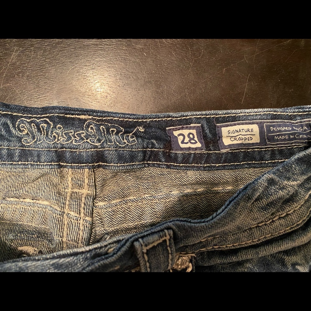 Jeans - Picture 2 of 3